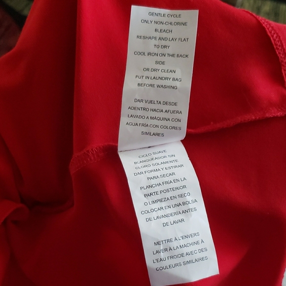 Elegant Red Women's Wrap Top - Picture 7 of 8